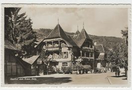 Belp Gasthof zum Kreuz mit Oldtimer