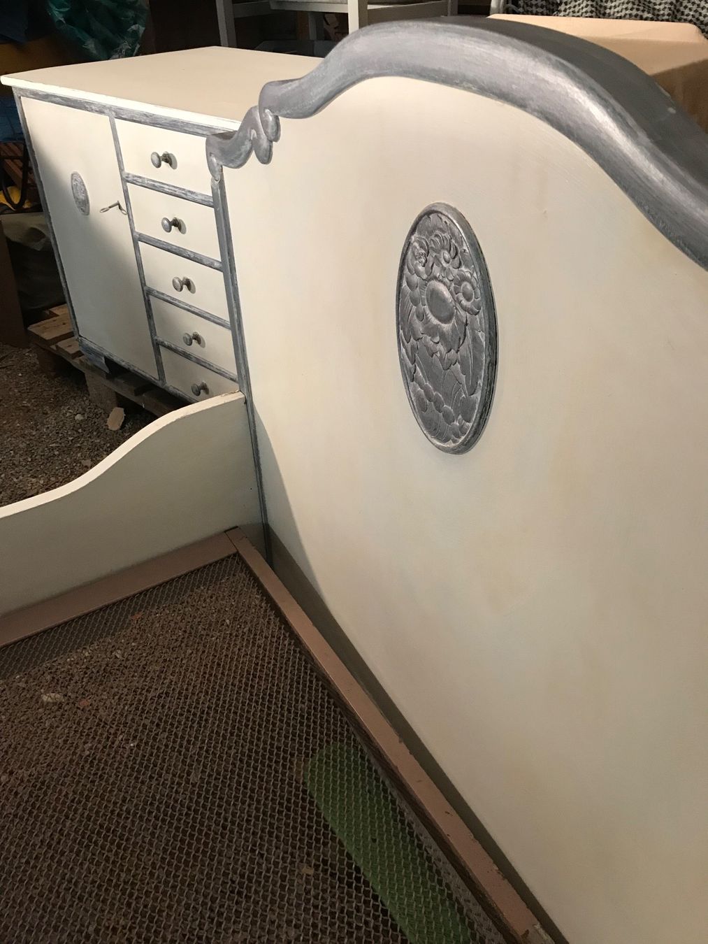 Letti: Vintage Bett und Kommode! – Usato da Schinznach Dorf venduto da Soba