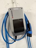 2 mennekes ladestation 11 KW  3,7 Kw ladeleistung