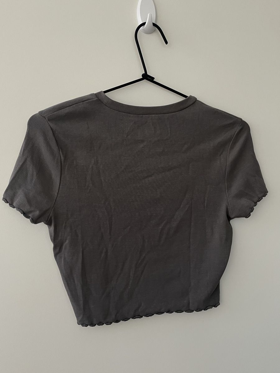 Tally Weijl Camicette, T-shirt & Top: Y2K Top Grau mit Herz-Print Grösse S – Nuovo (secondo la descrizione) da Menziken venduto da belle.etz 3
