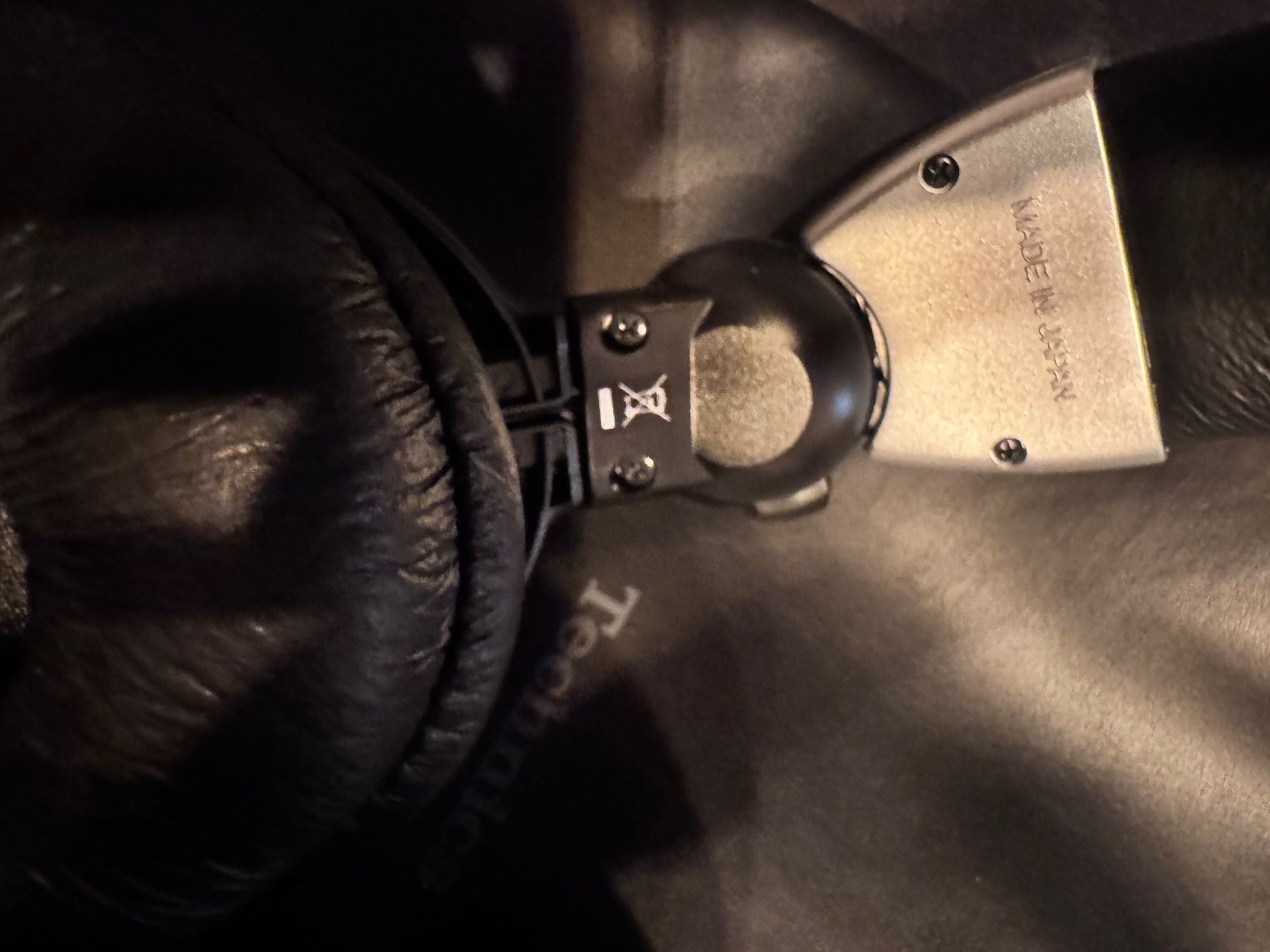 Technics Cuffie: Technics RP-DJ1210 Professioneller Studio Kopfhörer – Nuovo (secondo la descrizione) da Kilchberg ZH venduto da IROC84 8