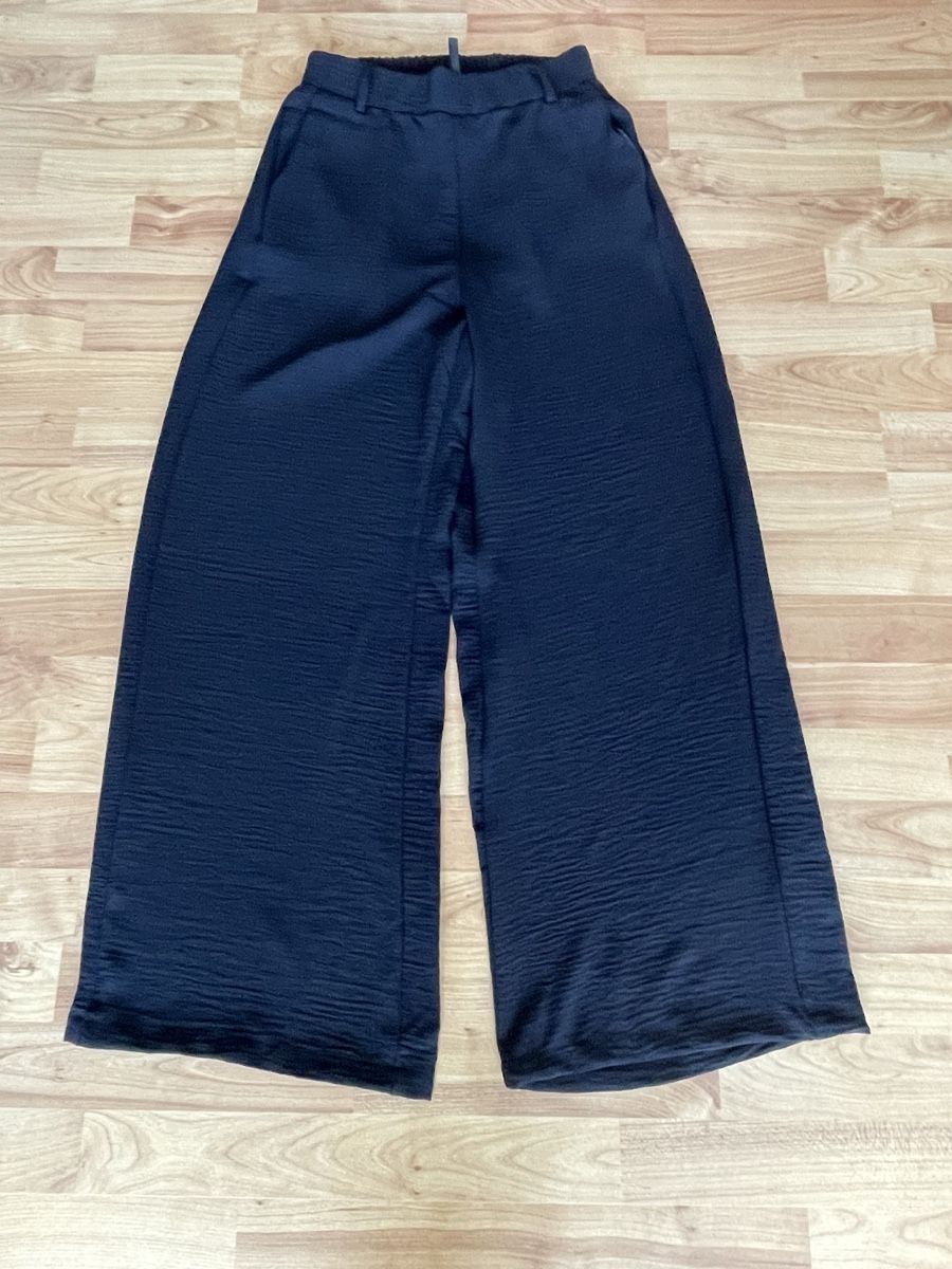 Pantaloni: Damen Hose schwarz, Grösse S – Nuovo (secondo la descrizione) da Niederweningen venduto da sho_mb8y
