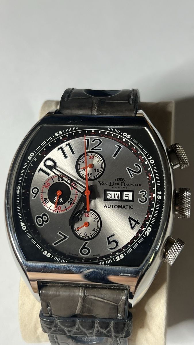 Van Der Bauwede Montres: VAN DER BAUWEDE – D'occasion à Meyrin par 24Heures