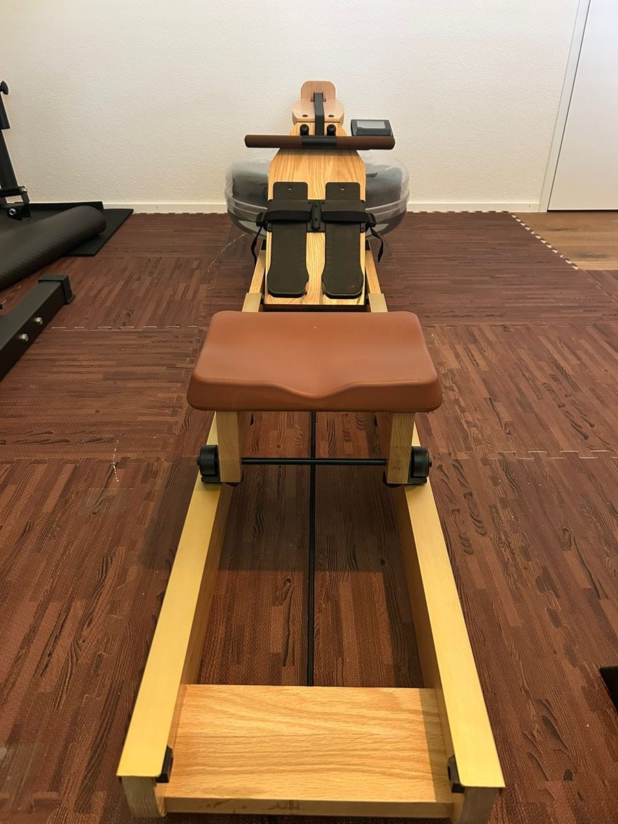 Schlauchboote, Kajaks & Kanus: WaterRower, Rudergerät aus Eichenholz , Marke Tweels – Gebraucht aus Jona von peter-lang