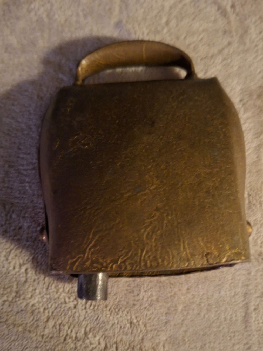 Glocken & Treicheln: Kuhglocke, Vintage, Messing mit Klöppel – Gebraucht aus Otelfingen von silver-moon 1
