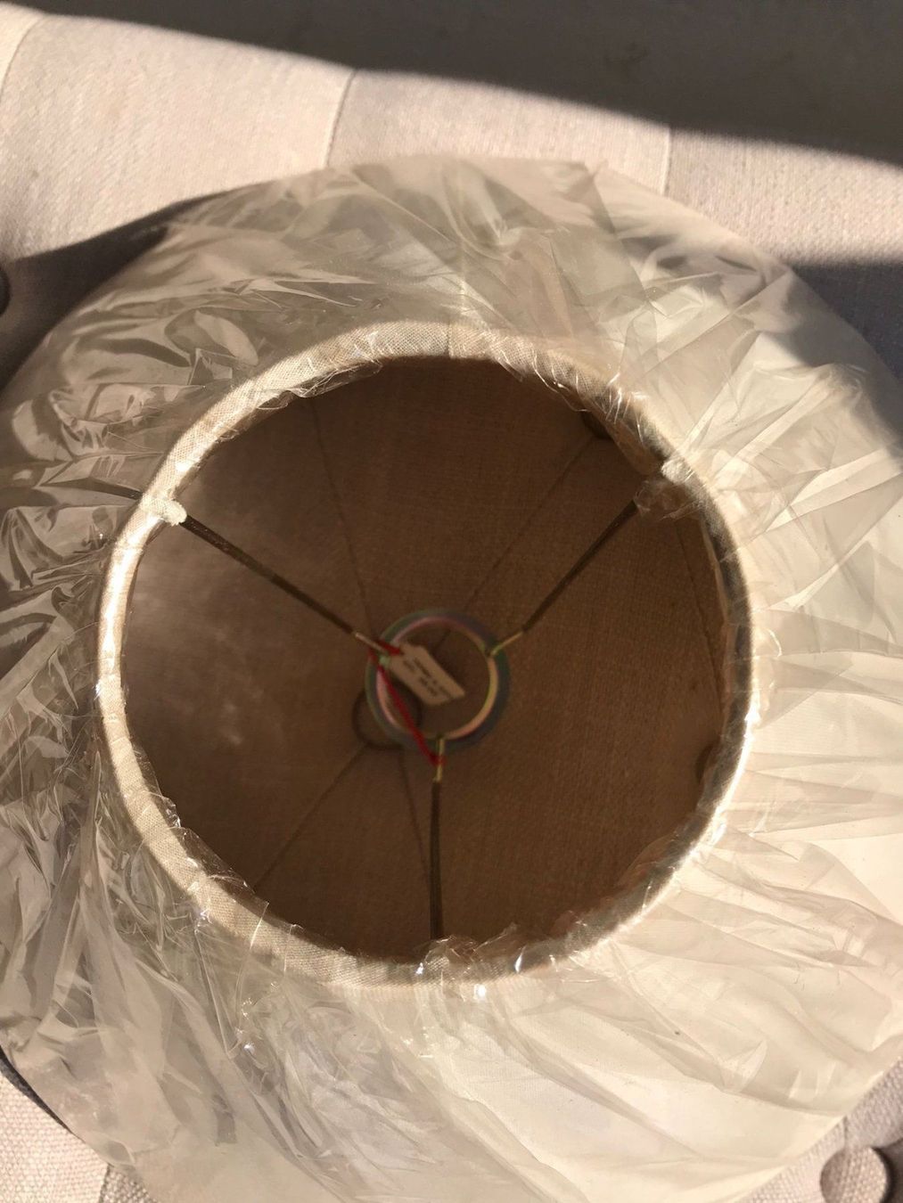 Paralumi: Lampenschirm beige klein – Nuovo e nell'imballaggio originale da Wohlen AG venduto da homecollectivech 2