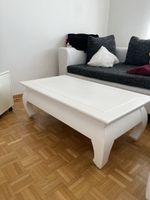 Weisser Couchtisch – gut erhalten