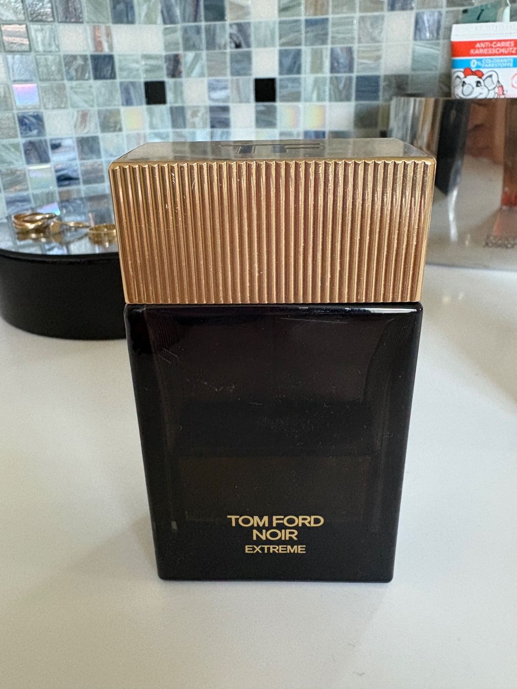 Tom Ford Profumi & Eau de Toilette: Tom Ford Noir Extreme ca 40ml – Usato da Züberwangen venduto da biene_83