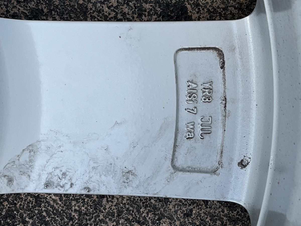 Audi Pneumatici & Ruote complete: 4 Original 18 Zoll Audifelgen – Usato da Widnau venduto da Albert6162 4