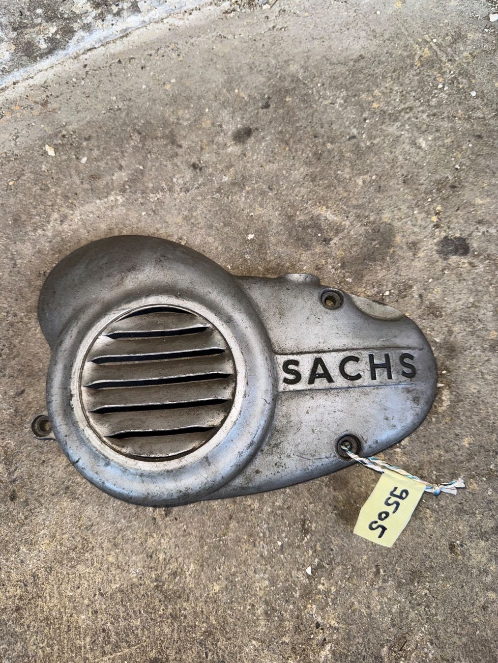 Sachs Mofa-Ersatzteile: Sachs 502 Mofa Lüfterabdeckung – Gebraucht aus Fahrni b. Thun von berger_tuning34
