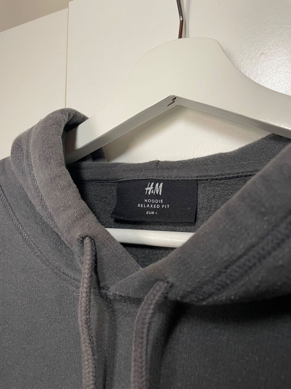 Maglioni & Felpe: Sweat à capuche gris – Usato da Lucens venduto da lisacc 1