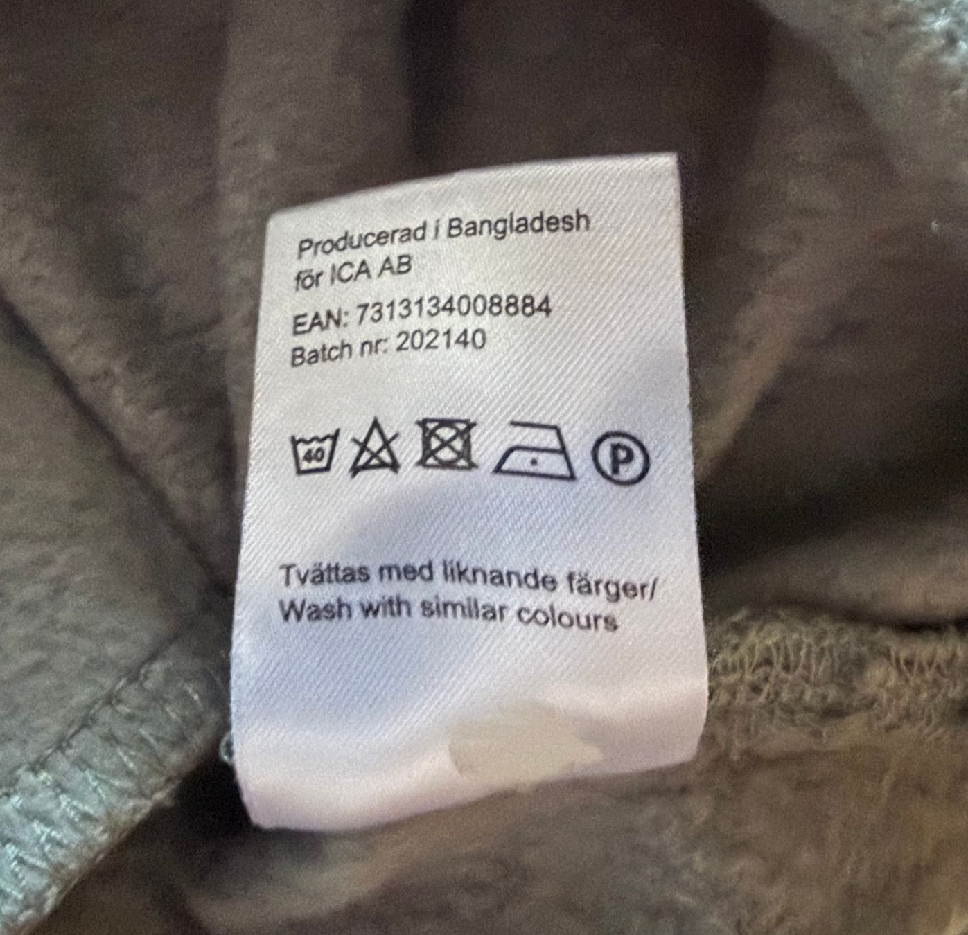 Maglioni & Felpe: schöner Oversize Pulli mit Kapuze, helles oliv – Usato da Zäziwil venduto da kreative-ideen 6