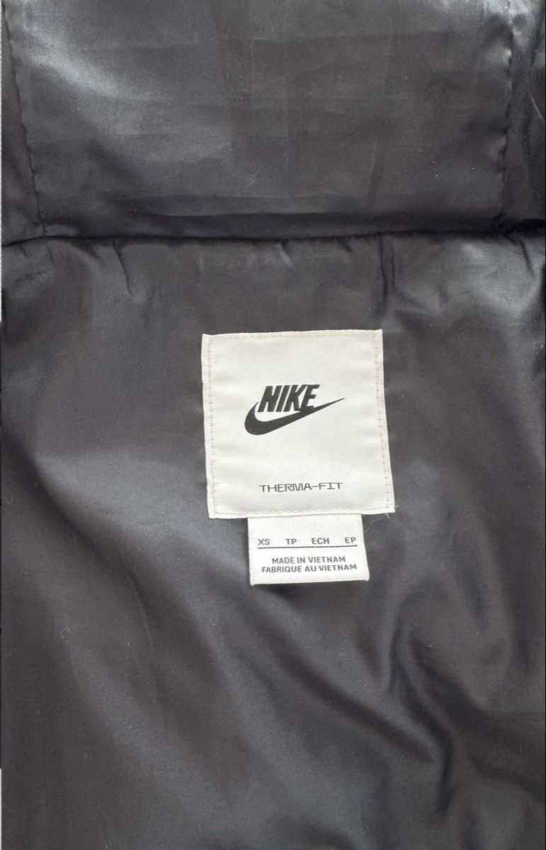 Nike Jacken: Nike ThermaFit Jacke – Gebraucht aus St. Antoni von giuliajna 3