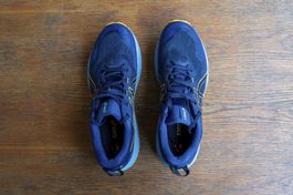 Asics Laufschuhe Grösse 45