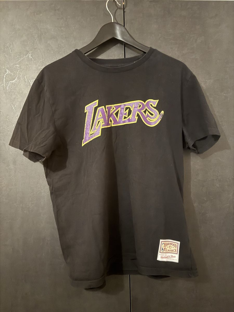 T-shirt: Lakers T-Shirt, Mitchell & Ness, Gr. L – Usato da Chur venduto da ropa68