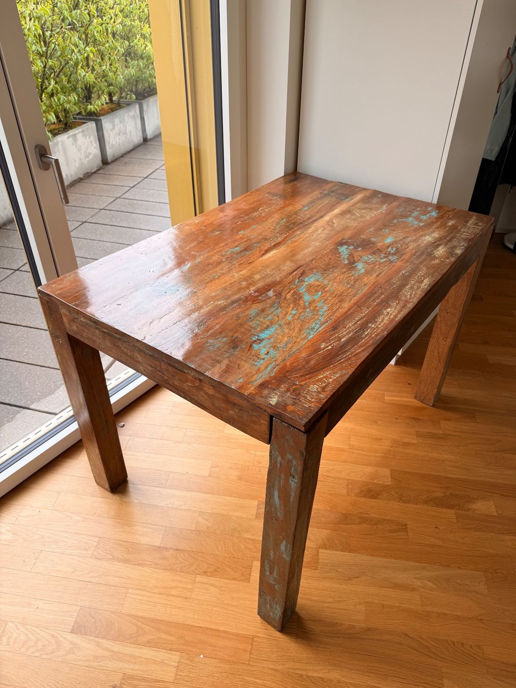 Tavoli: Rustikaler Vintage-Holztisch mit einzigartiger Patina – Usato da Zürich venduto da kliebi77 1