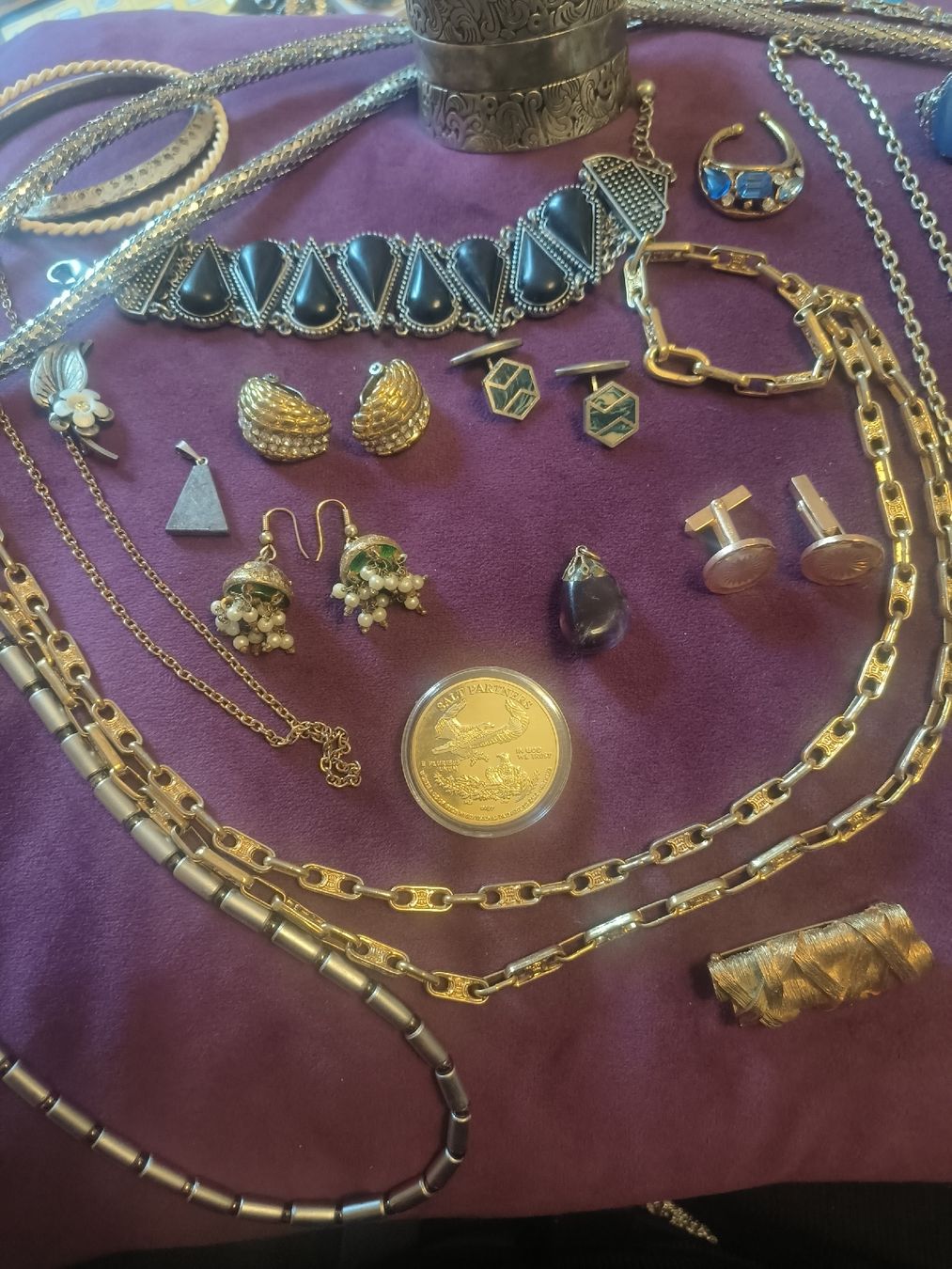 Altri gioielli: lot bijoux divers  – Usato da Pampigny venduto da Nathbn 2