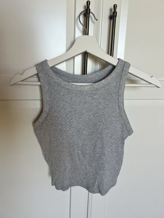 Top brassière intégrée gris UNIQLO 