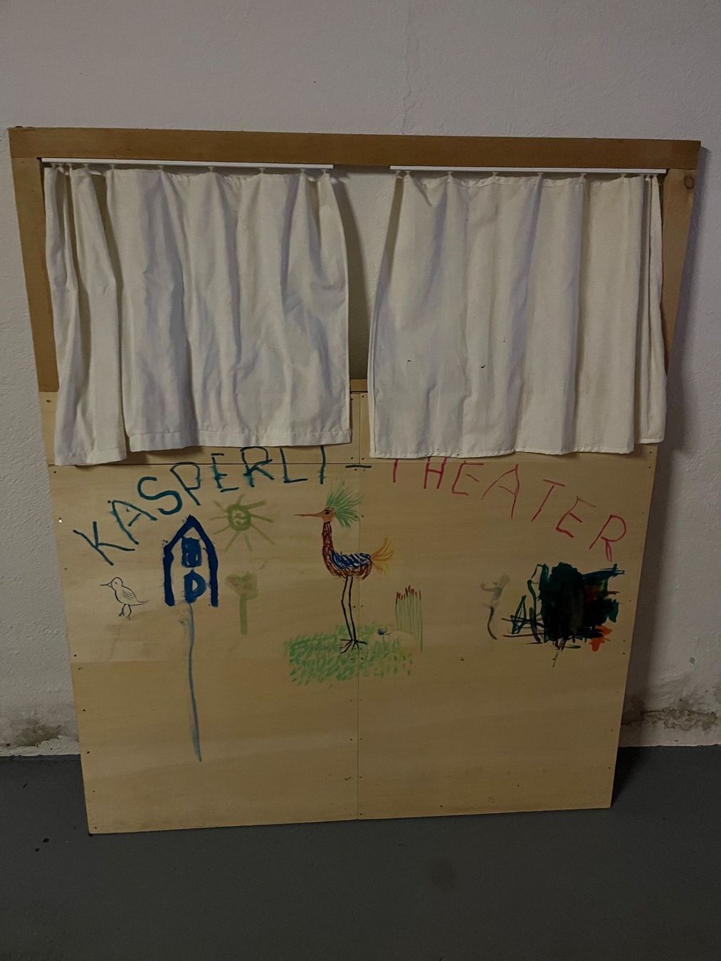 Giocattoli: Kasperli-Theater – Usato da Aeugst am Albis venduto da Samothy 1