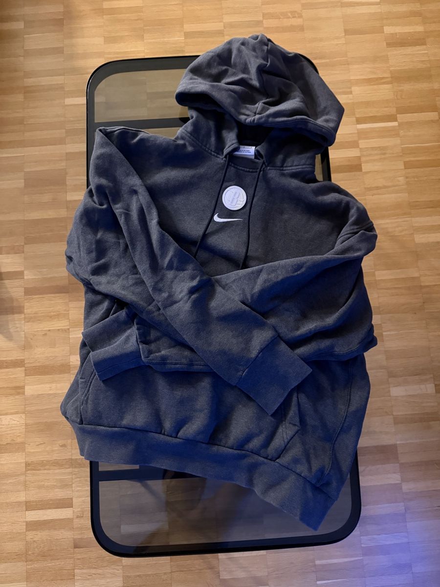 Nike Pulls & Sweat-shirts: Nike Pullover, Boston Nets, Grösse L – D'occasion à Zürich par flexzhr