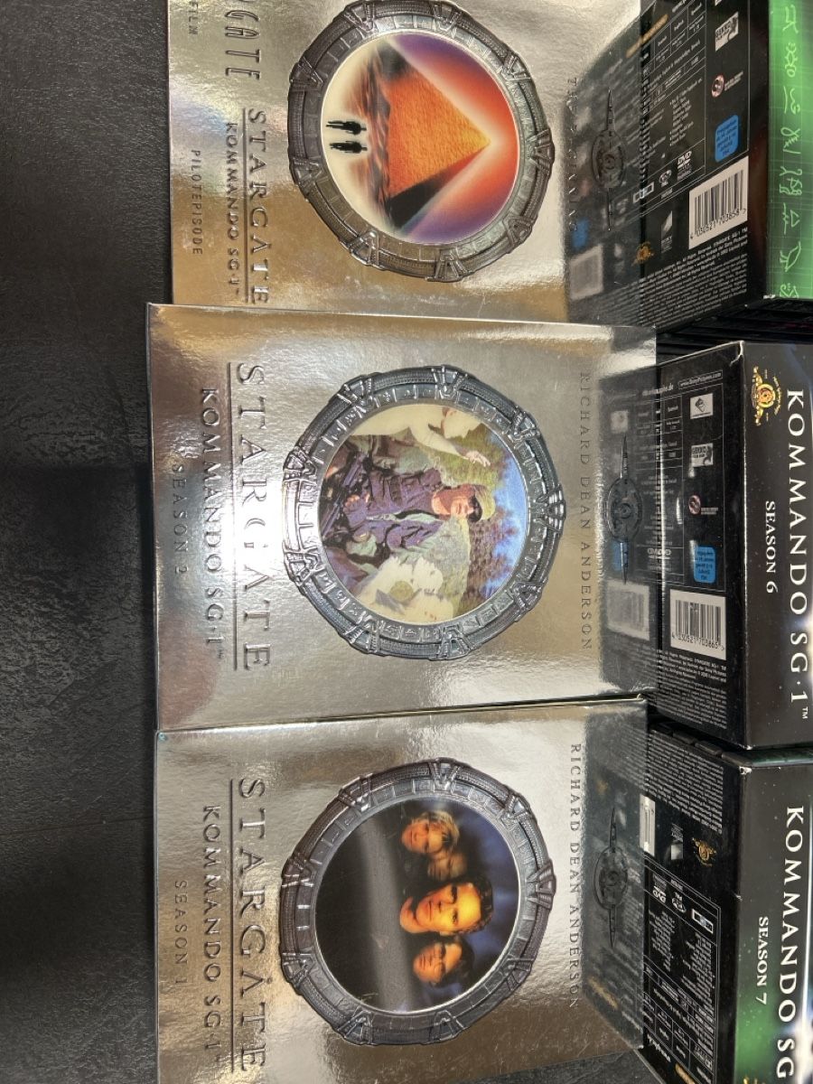 Tutti i DVDs: Stargate Kommando SG 1 – Usato da Ebertswil venduto da bru3 1