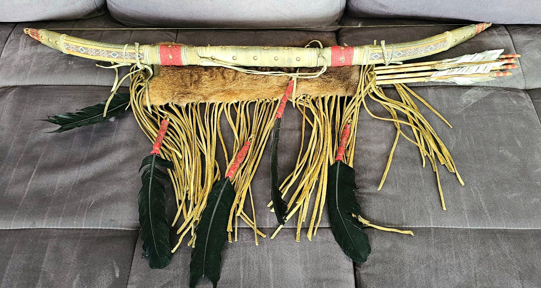 Tiro con l'arco: Original indianischer Bogen mit Pfeilen, handarbeit. – Usato da Neuhausen venduto da Senna4 2