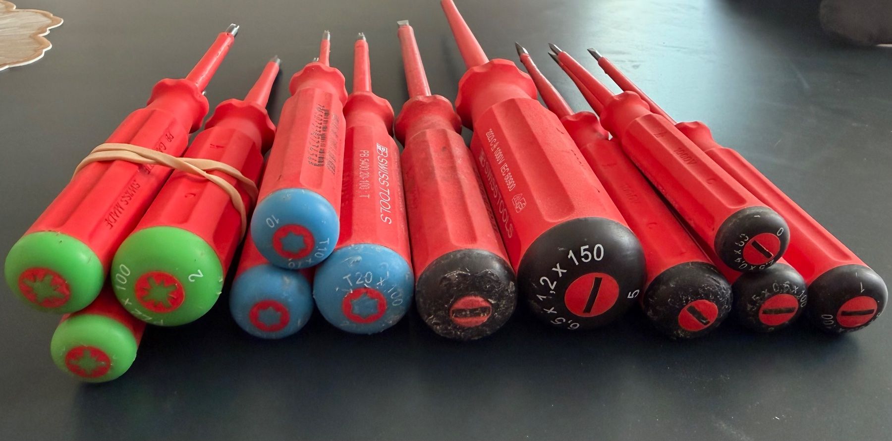 Tutti gli attrezzi: Elektriker-Werkzeuggürtel (250 CHF) – Nuovo e nell'imballaggio originale da Aarau venduto da rod_29kj 4