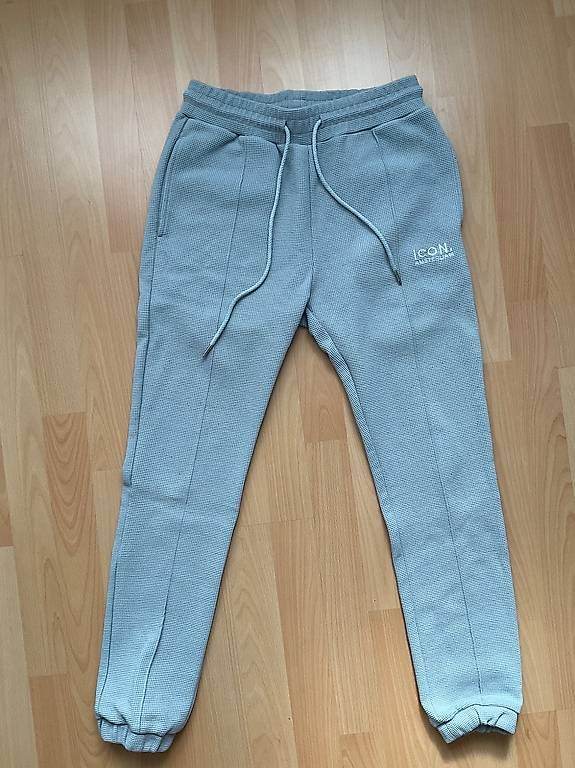 Icon Pantaloni: Icon Hose – Usato da huttwil venduto da Cabe