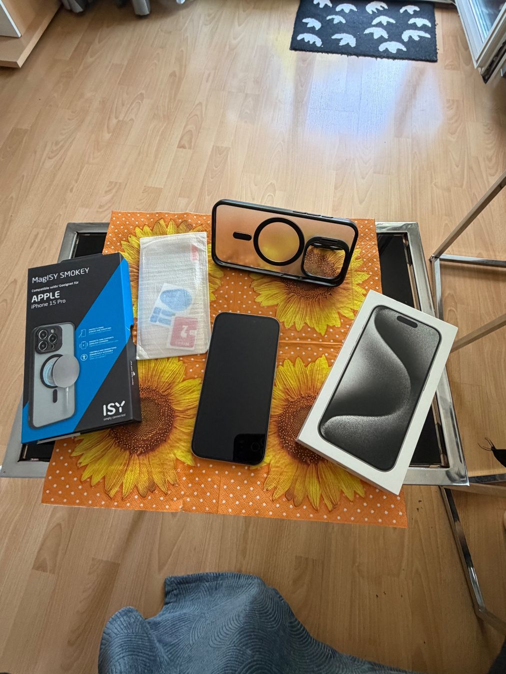 Apple Handys / Smartphones: Apple iphone 15 pro 256gb 100% Batteriekapazität – Gebraucht aus St. Gallen von babinos01 6