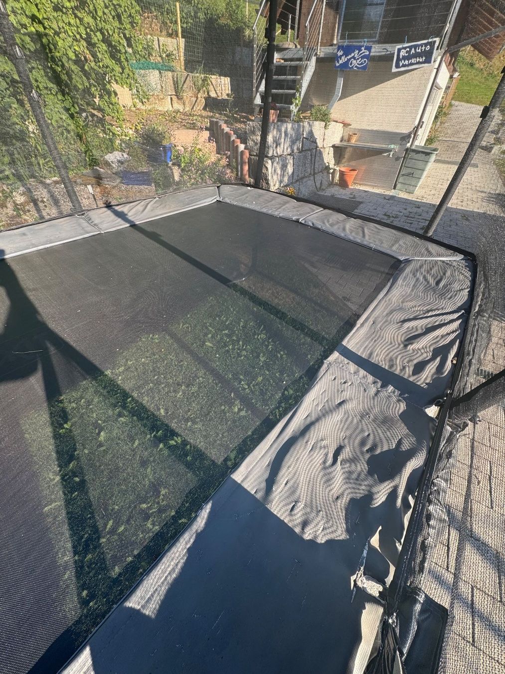 Trampolines: EXIT Trampolin, Funktionsfähig & sicher, mit gebrauchspuren. – D'occasion à Langenbruck par ndeger 2