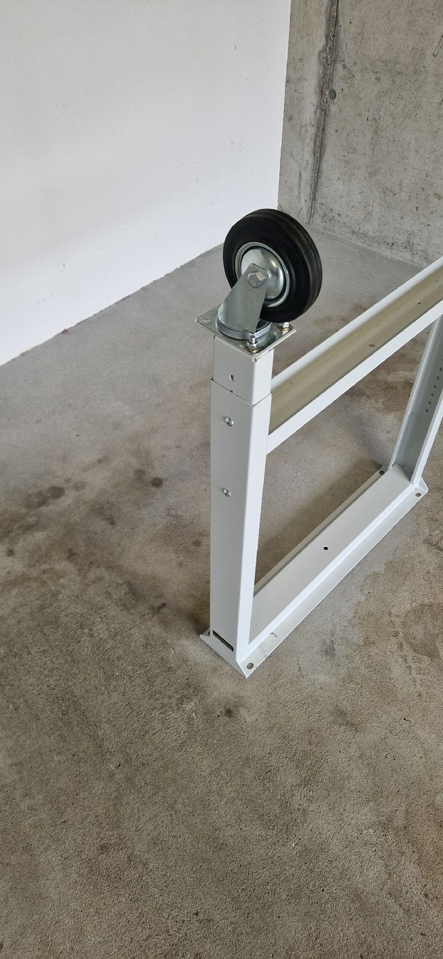 Altre attrezzature per officine: Werkbankfuss höhenverstellbar – Nuovo (secondo la descrizione) da Erlinsbach SO venduto da Bircher199 2
