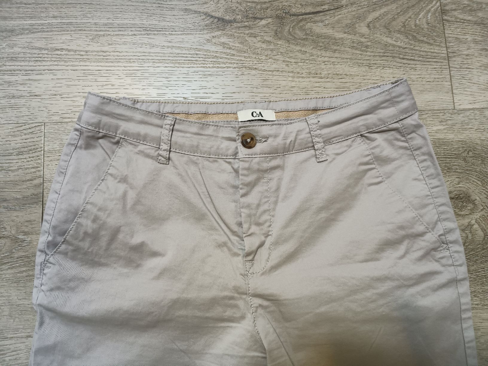 Hosen: Fast neue Sommerhose 36/38 – Gebraucht aus Bätterkinden von Elefantenzoo 1