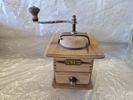 Kaffeemühle  / Getreidemühle