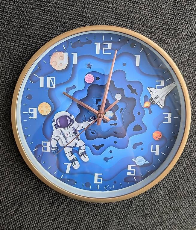 Orologi: Weltall Wanduhr - NEU – Nuovo e nell'imballaggio originale da Bern venduto da dwarf_cap