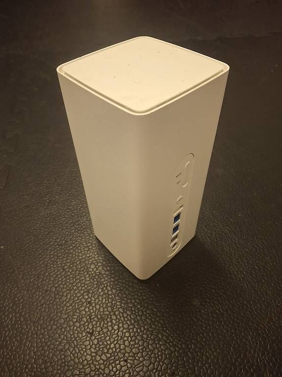 Modem & Router: Huawei Wifi Tower – Usato da Therwil venduto da Johndo01 2