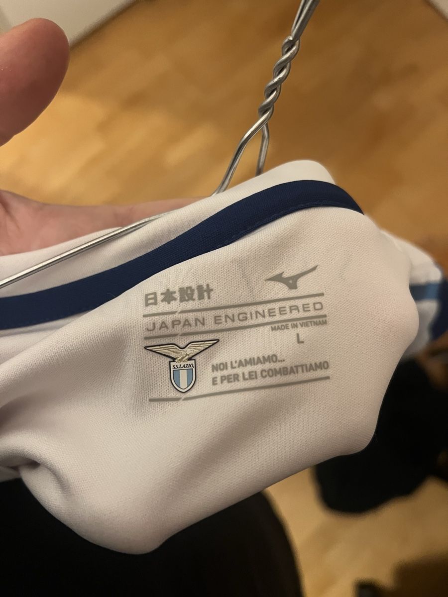 Mizuno Canottiere & Pantaloni: Lazio Jersey Season 22/23 – Nuovo (secondo la descrizione) da Villars-Ste-Croix venduto da Maaaat 4