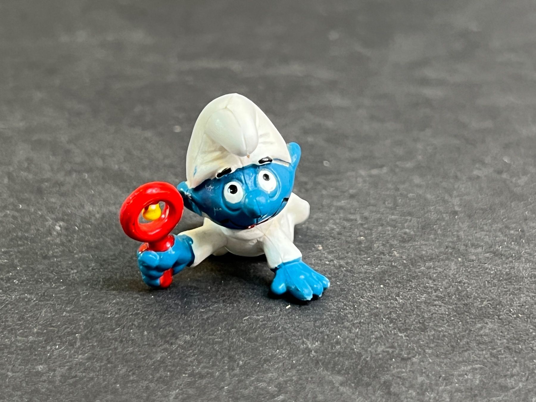 Schleich Figuren: Baby Schlumpf mit Rassel Schleich peyo – Gebraucht aus Ennetbaden von mapa05 2