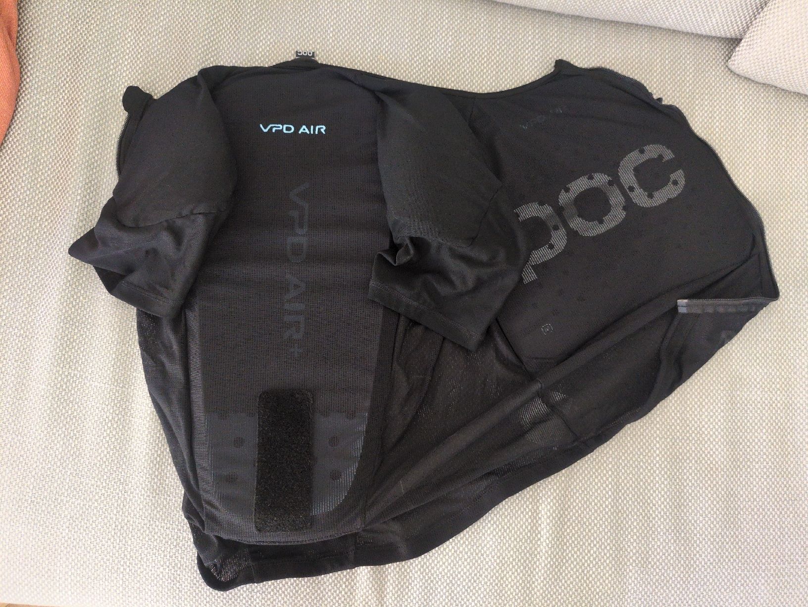 Poc Protezioni & Imbottiture: POC VPD Air + Tee Protektive Shirt Grösse M – Usato da Zürich venduto da MarcDG 4