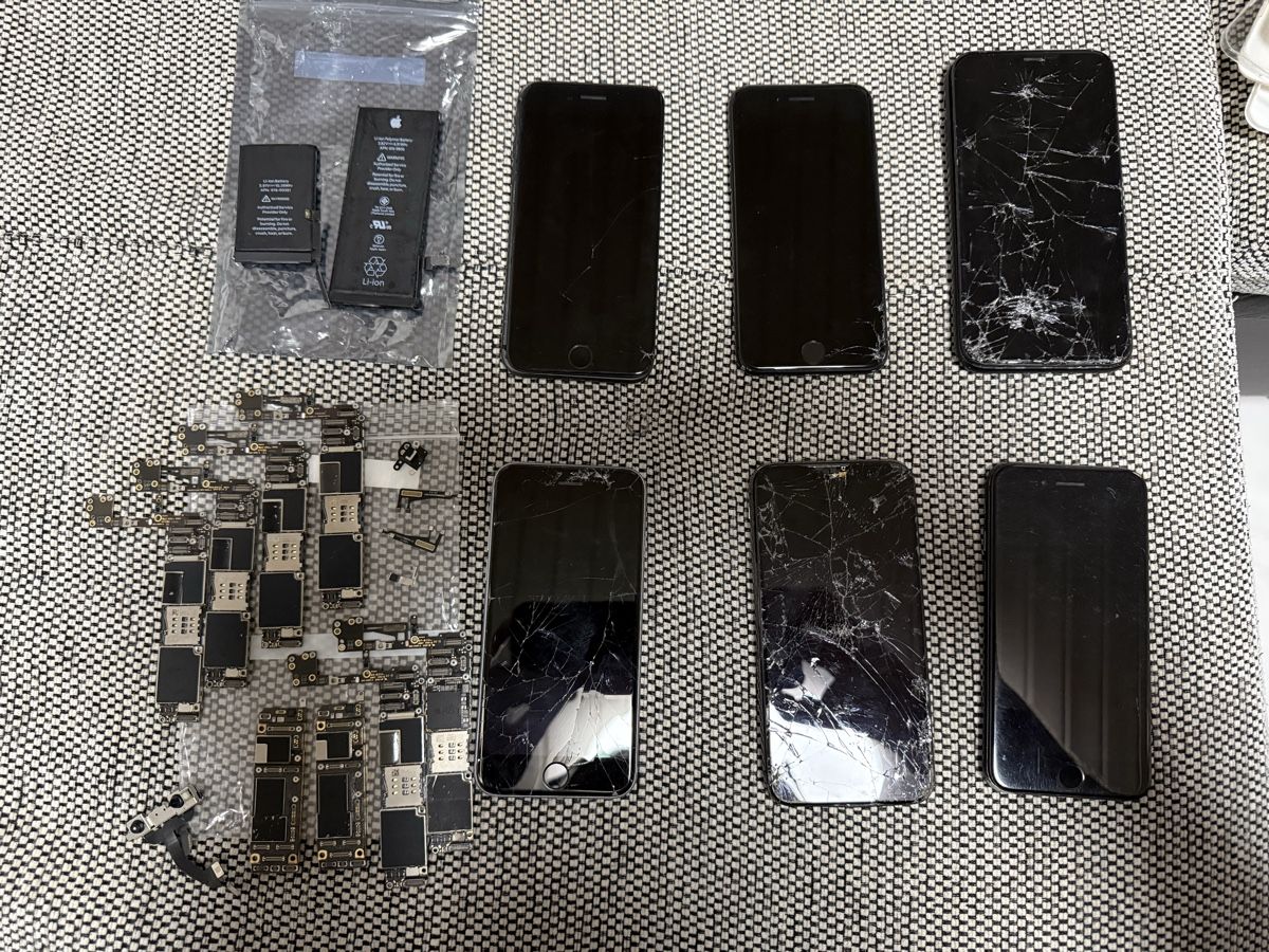 Apple Telefoni cellulari / Smartphones: Lot iPhones – Difettoso da Payerne venduto da Kikas