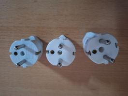 3 Stecker Adapter