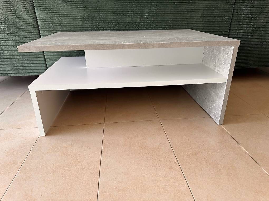 Tavoli: Table basse moderne 2 étagères bon état – Usato da Gland venduto da sim_sss5 1