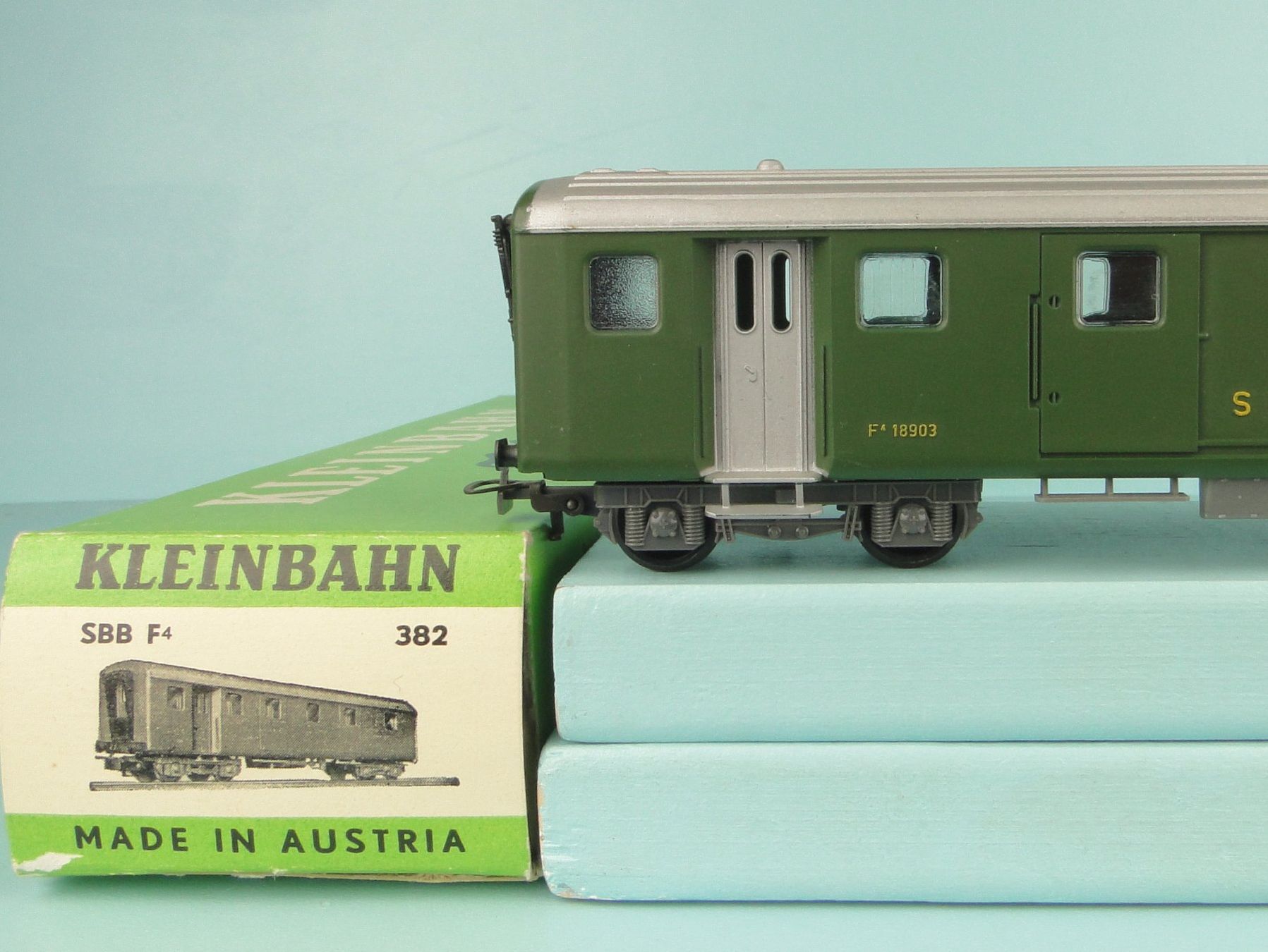 Kleinbahn Modellini di ferrovie: Kleinbahn 382 SBB Gepäckwagen – Usato da Bülach venduto da cann11