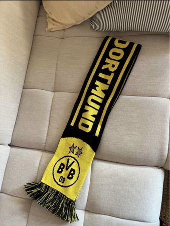 Borussia Dortmund scarf, fan article, black and yellow!