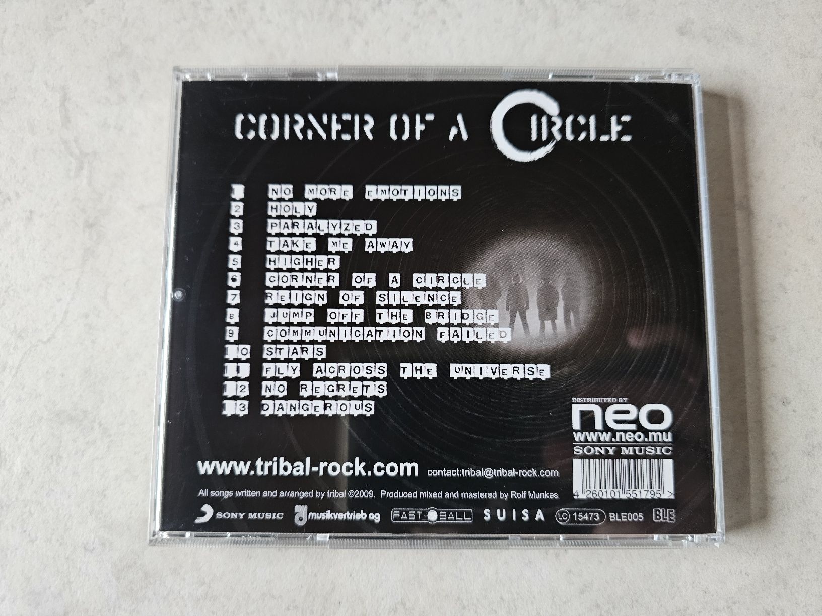 CD: Tribal  -  Corner Of A Circle – Usato da Schneisingen venduto da backstore24 1