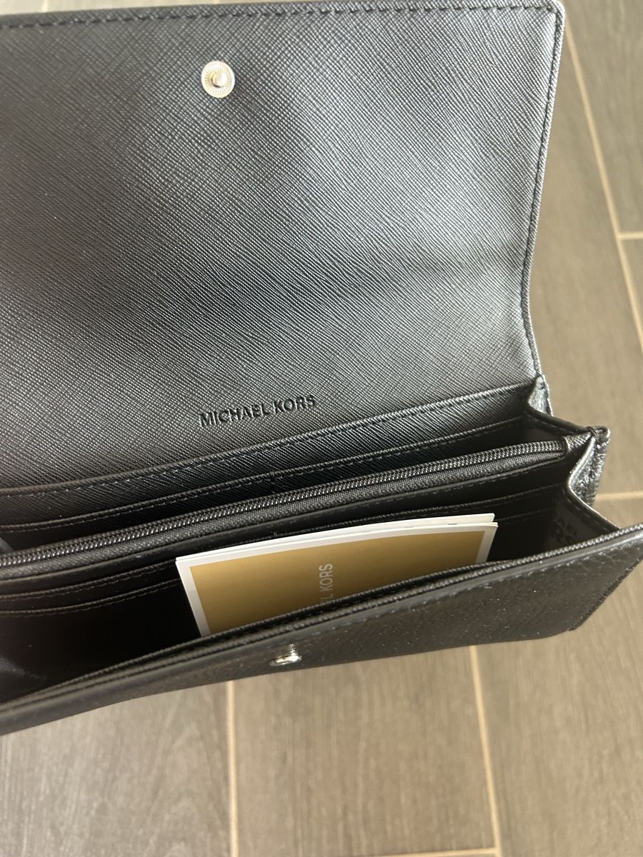 Michael Kors Portamonete: Portafoglio Michael Kors – Nuovo (secondo la descrizione) da Locarno venduto da Matic04 2