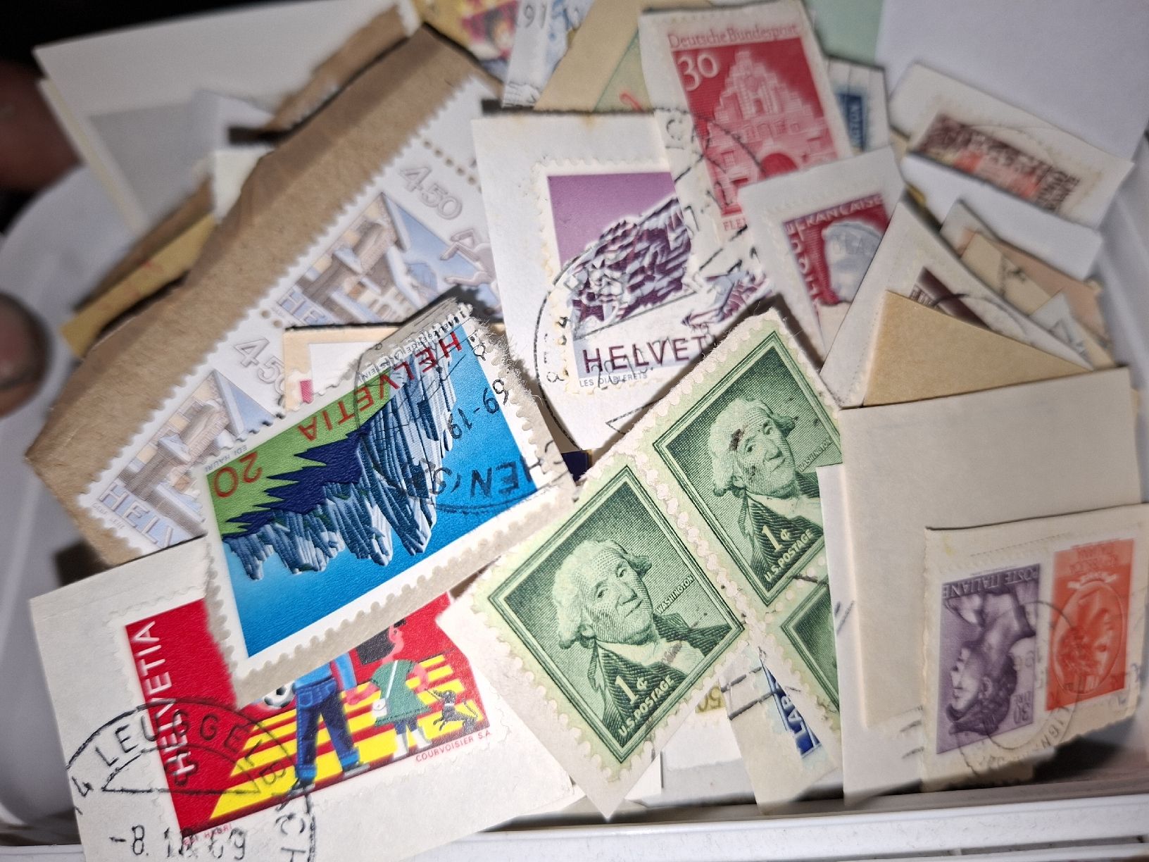Tutti i francobolli: Briefmarken zum ablösen – Usato da Balgach venduto da SIMEON27 1