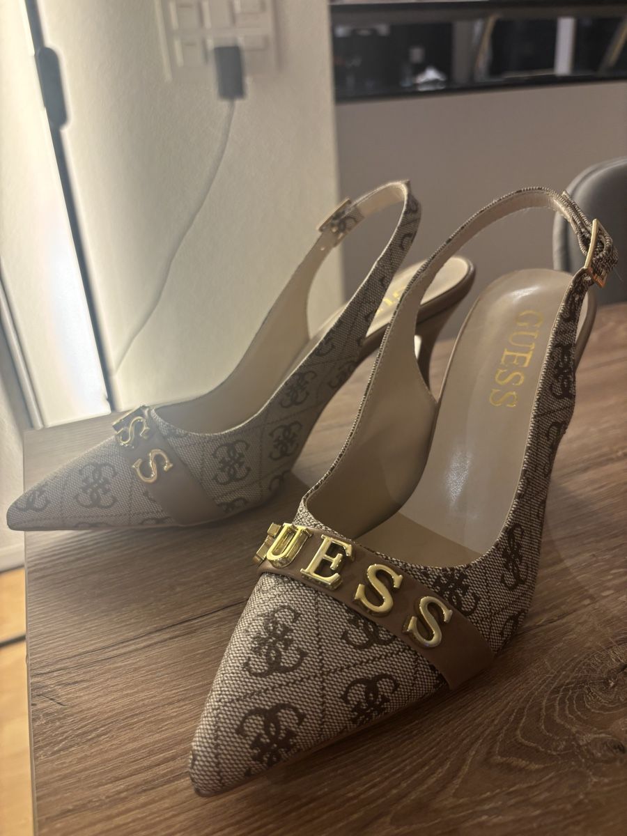 Guess Damenschuhe: Guess Schuhe – Neu und originalverpackt aus Ermatingen von eri_k7ys 1