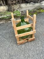 Grosse alte Glasballon, Weinballon mit Holzgestell 25 Liter