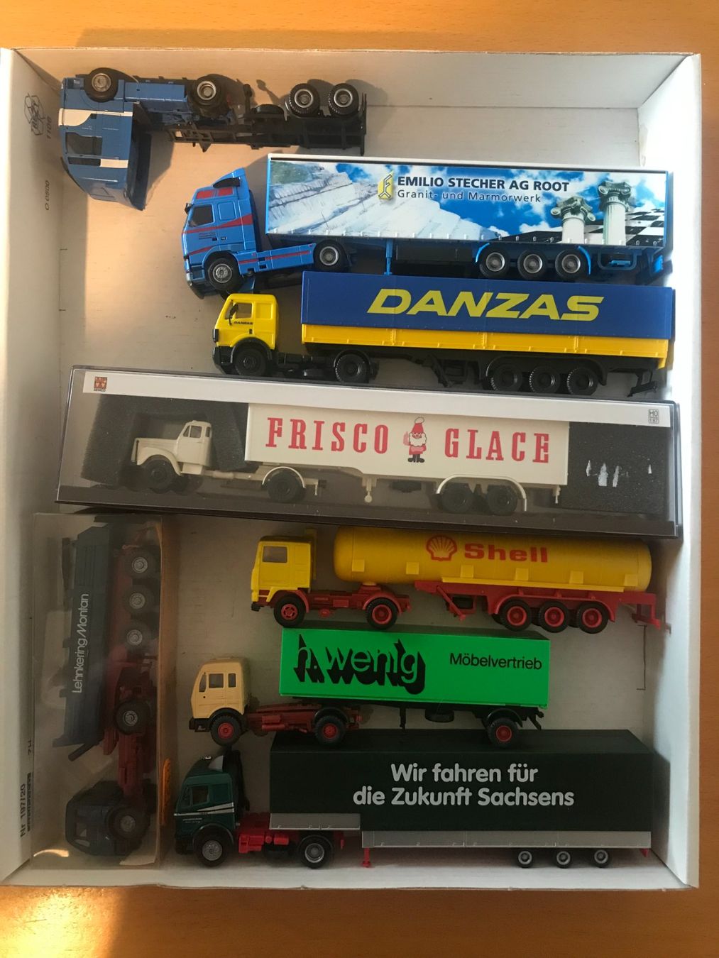 Modellautos: Sammlung 8x Sattelschlepper u.a. Emilio Stecher Root, Danzas – Gebraucht aus Luzern von mey_s13