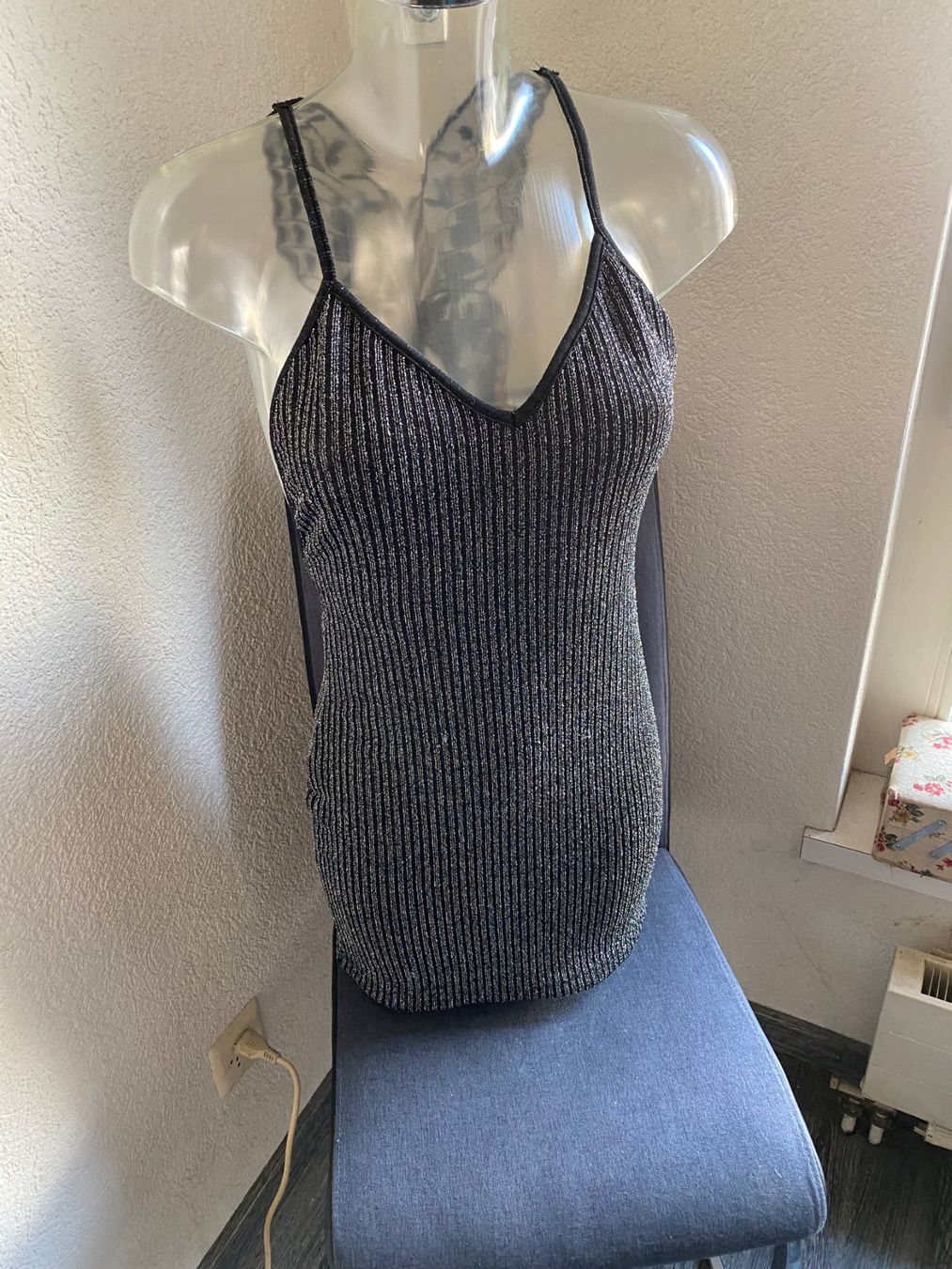 Kleider: Sommer Cocktailkleid Grösse L. schwarz-silber – Neu (gemäss Beschreibung) aus Allenwinden von Obalu
